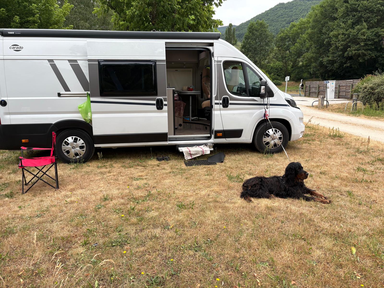 Camping-car Peugeot Carado GS-091-VP — vue de côté