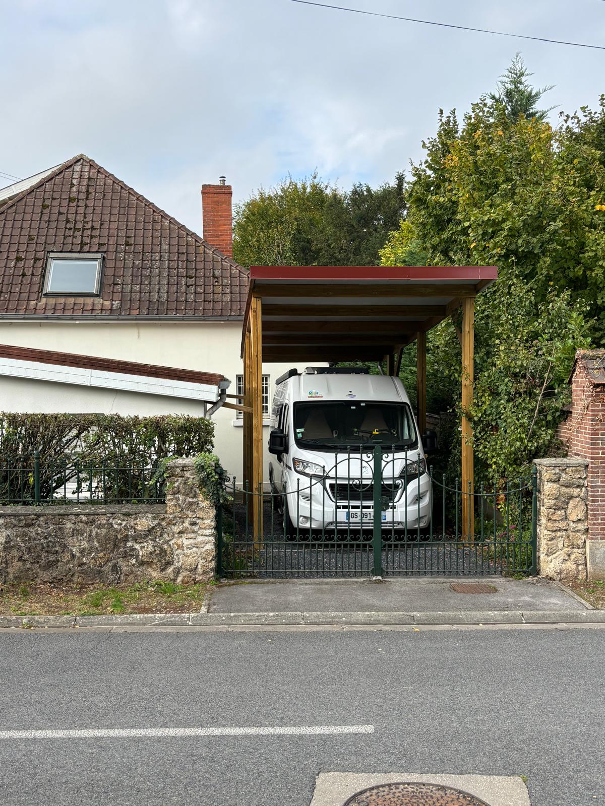 Camping-car Peugeot Carado GS-091-VP — vue générale